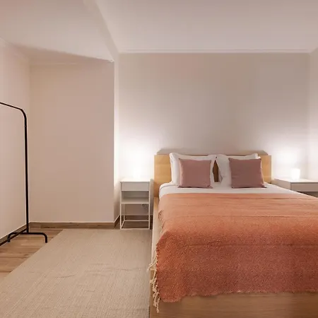 Appartamento Santos Gem Iii - Space In Trendy Neighborhood Lisbona